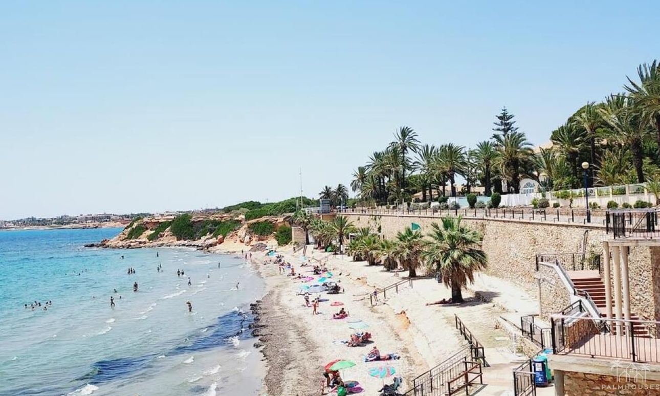 Resale - Villa - Orihuela Costa - Punta Prima