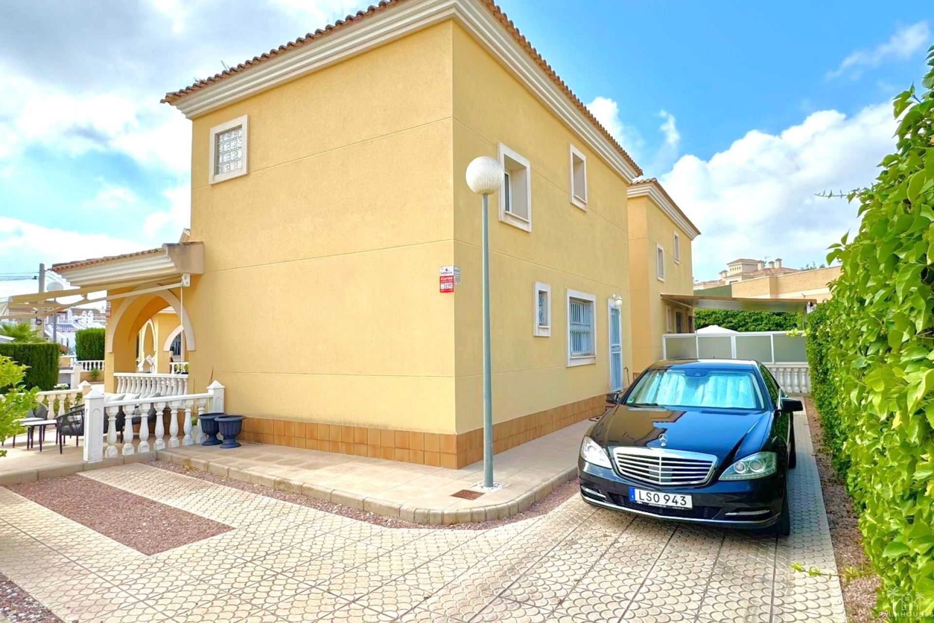 Resale - Villa - Orihuela Costa - Villamartin