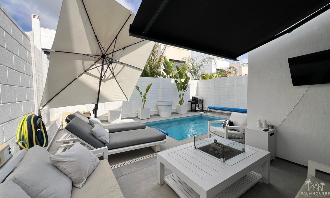Resale - Villa - Orihuela Costa - Villamartin