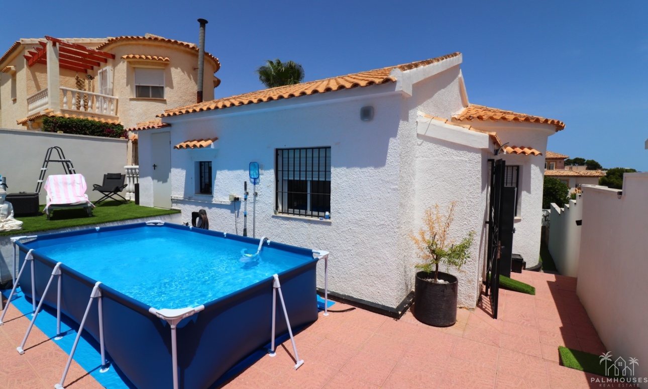 Resale - Villa - Orihuela Costa - Villamartin