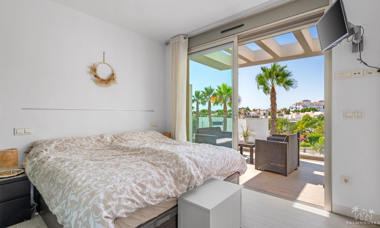 Resale - Villa - Orihuela Costa - Villamartin