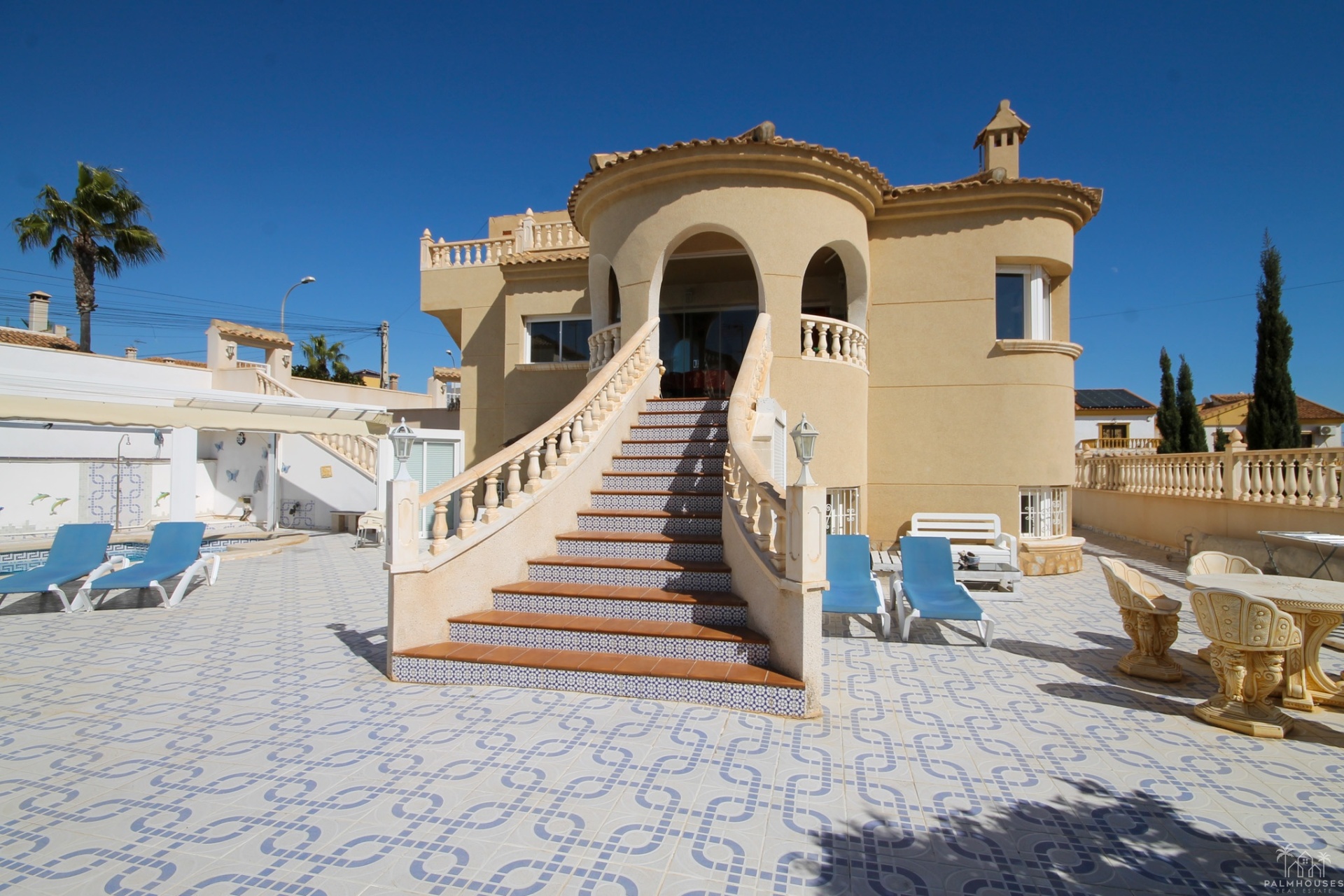 Resale - Villa - Orihuela Costa