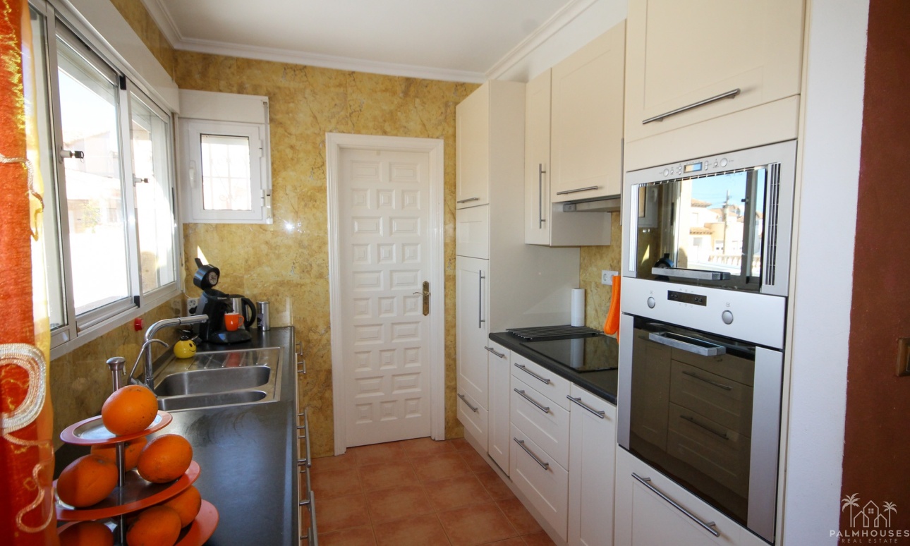 Resale - Villa - Orihuela Costa