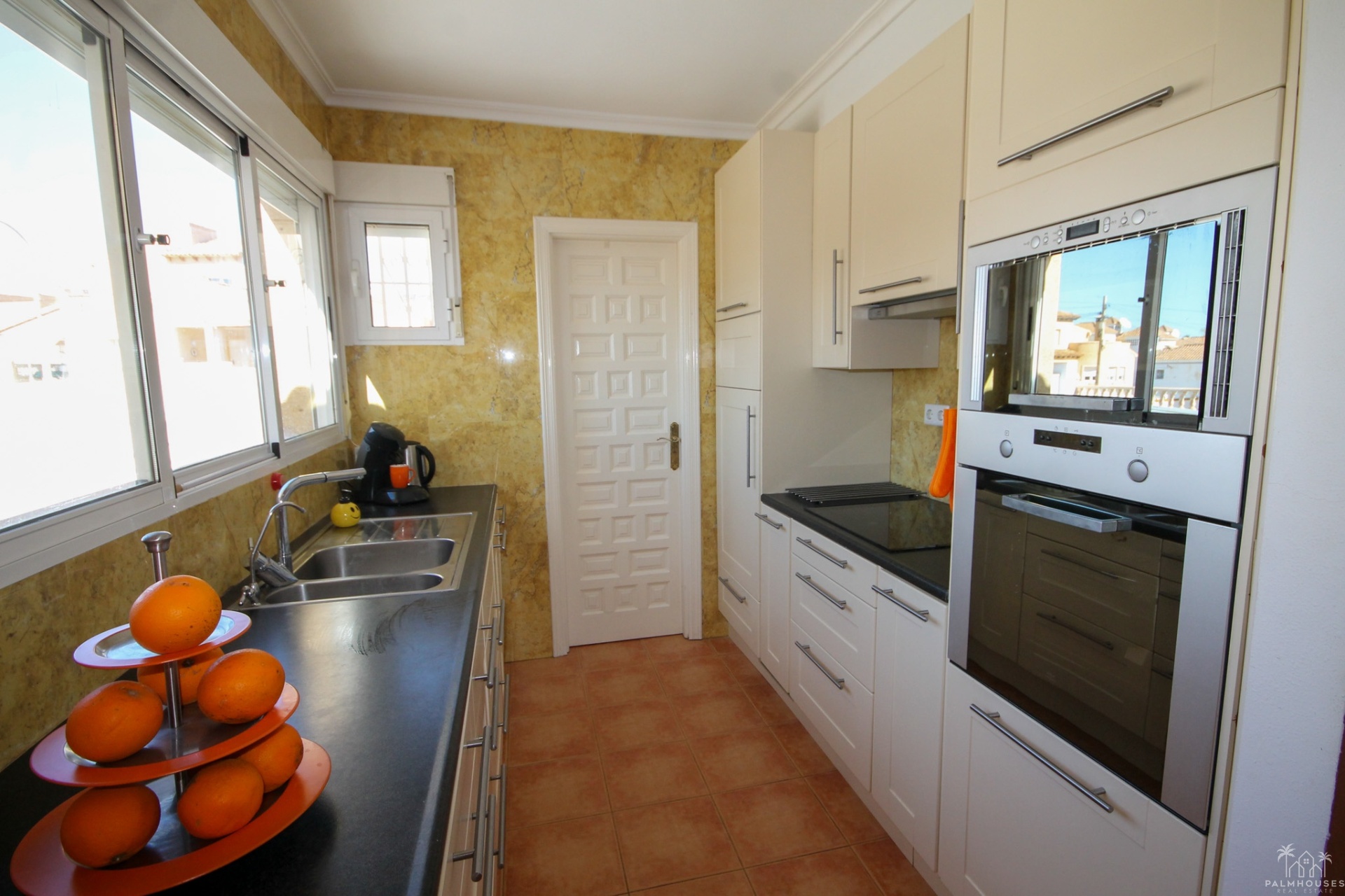 Resale - Villa - Orihuela Costa