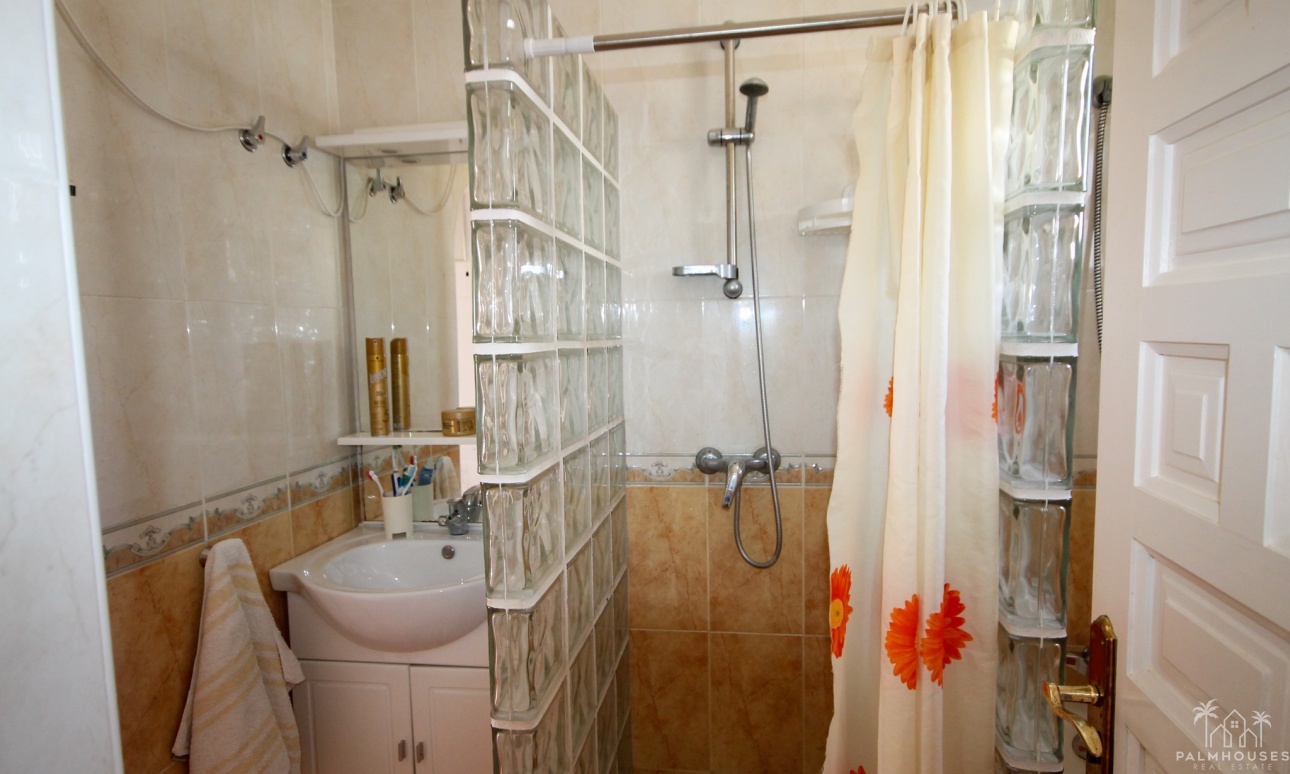 Resale - Villa - Orihuela Costa