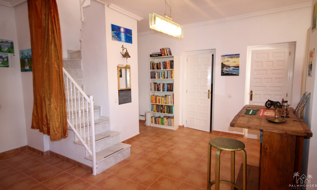 Resale - Villa - Orihuela Costa