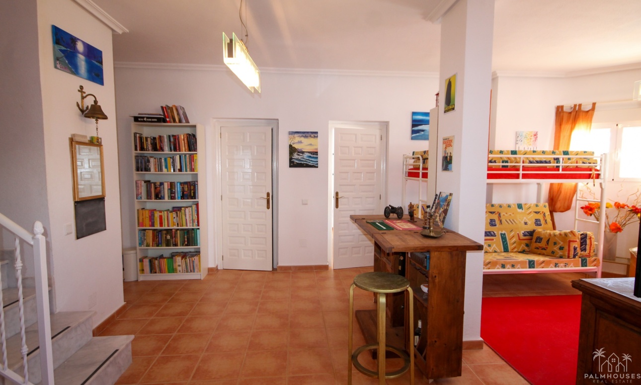 Resale - Villa - Orihuela Costa
