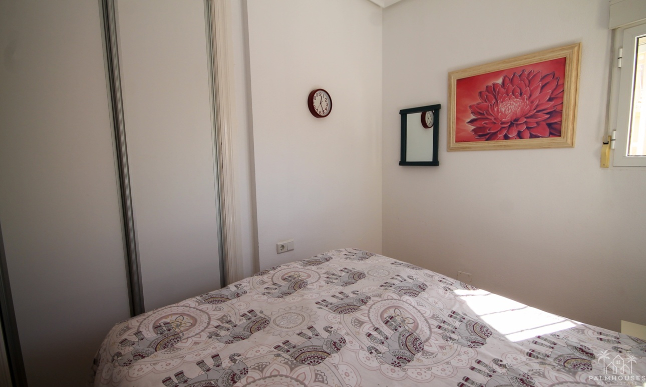 Resale - Villa - Orihuela Costa