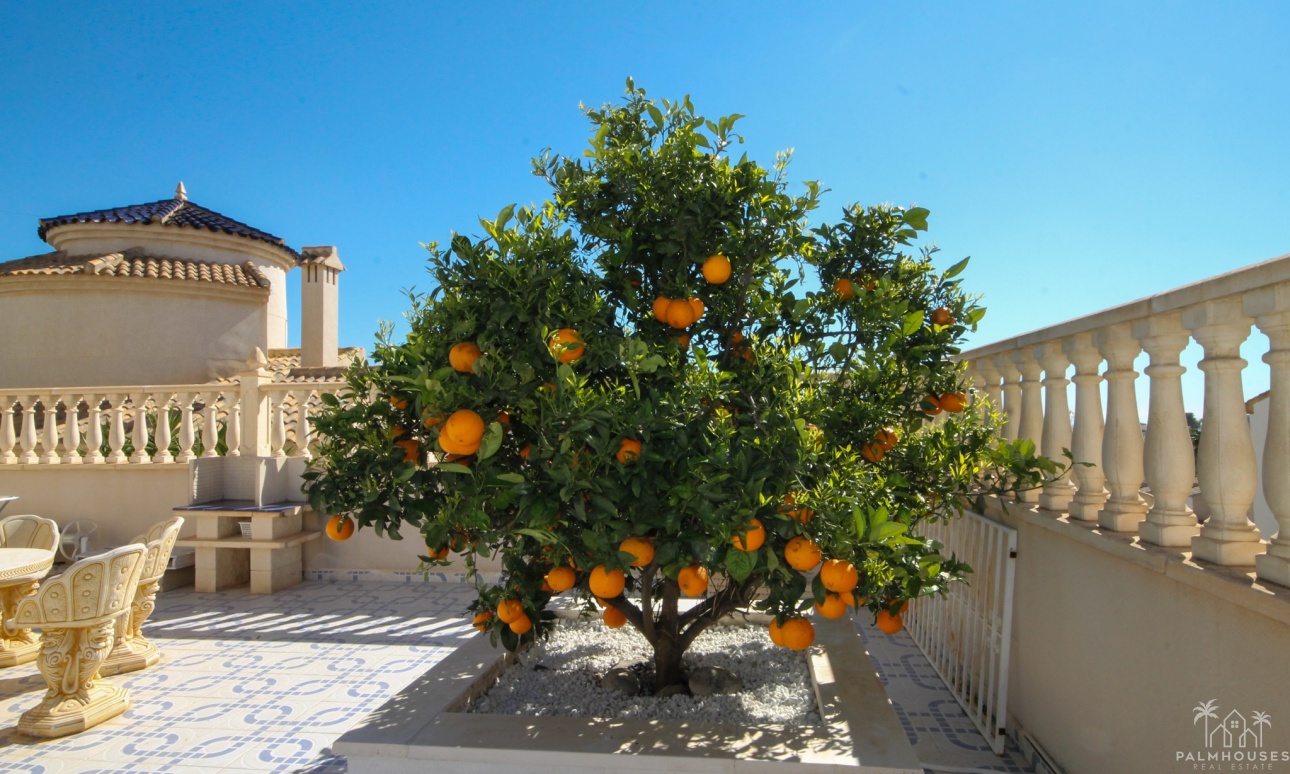 Resale - Villa - Orihuela Costa