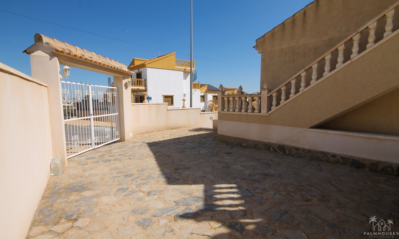 Resale - Villa - Orihuela Costa