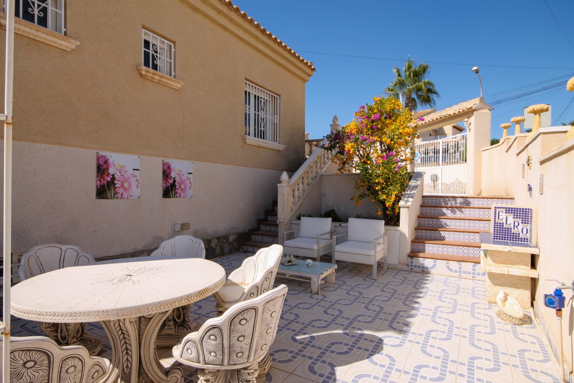 Resale - Villa - Orihuela Costa