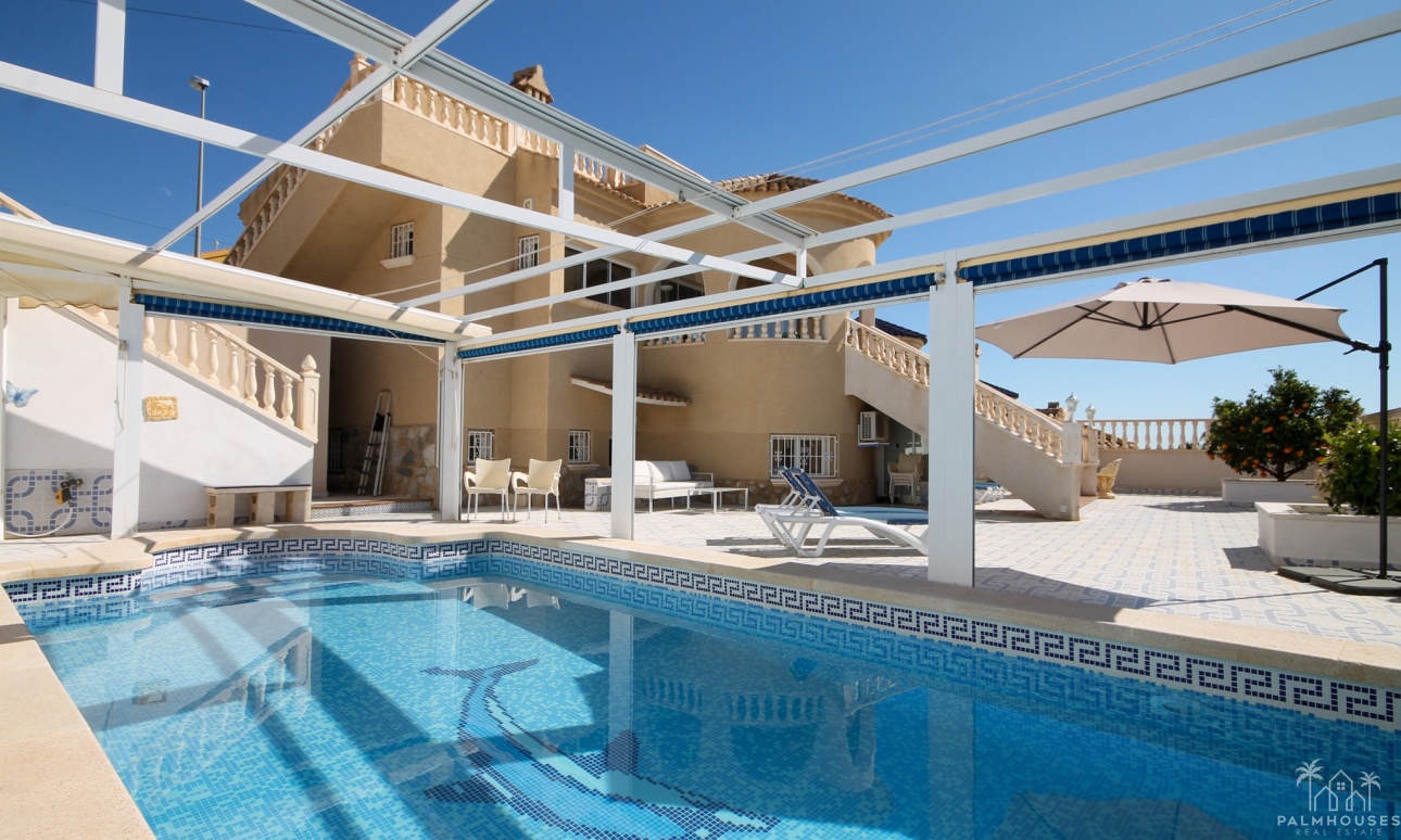 Resale - Villa - Orihuela Costa