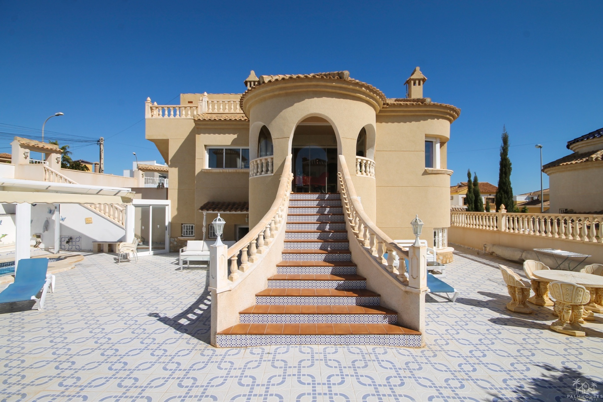 Resale - Villa - Orihuela Costa