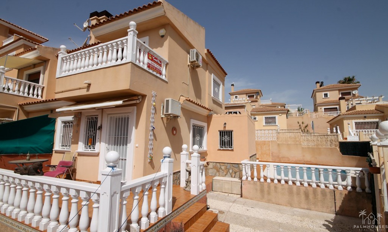 Resale - Villa - Orihuela Costa