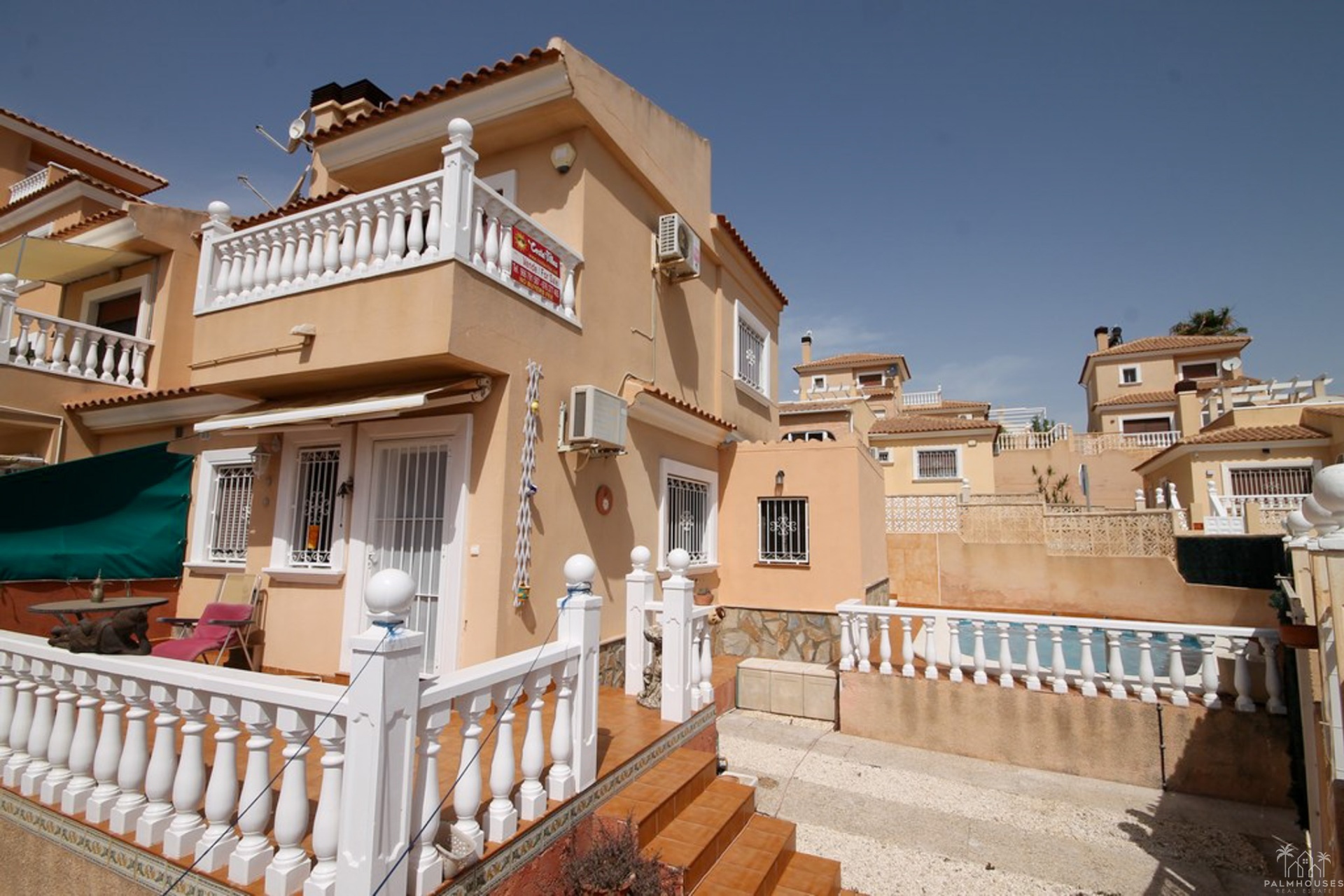 Resale - Villa - Orihuela Costa