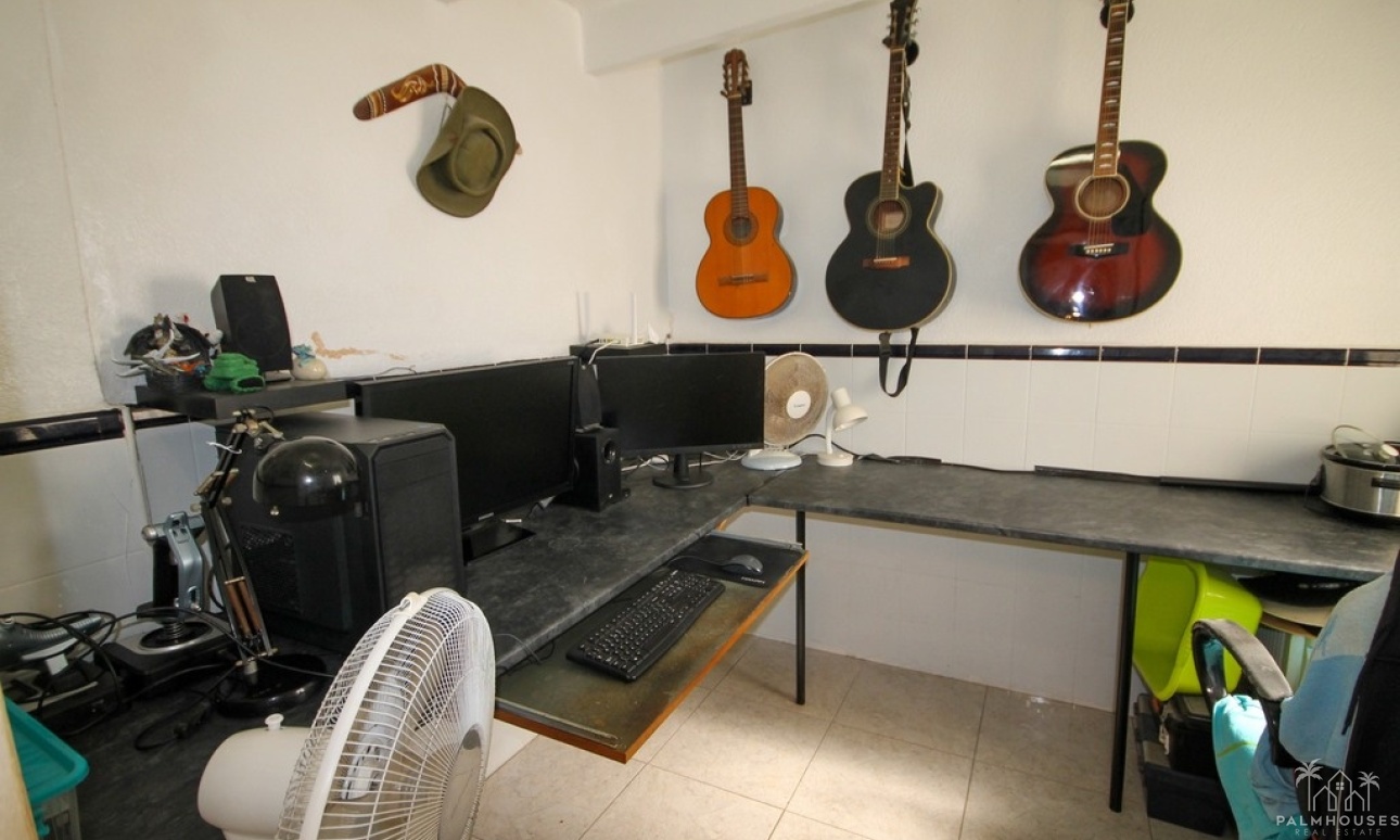 Resale - Villa - Orihuela Costa