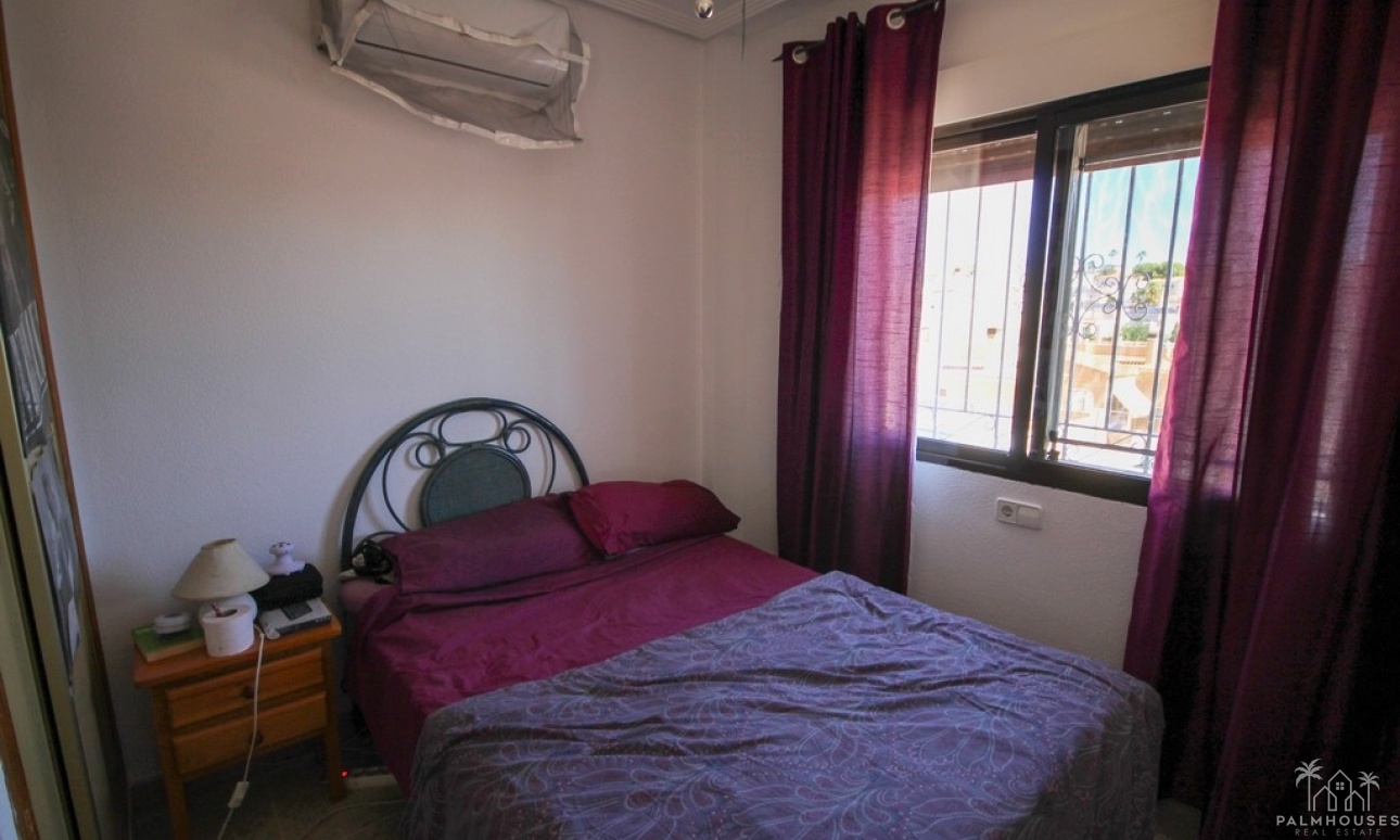 Resale - Villa - Orihuela Costa
