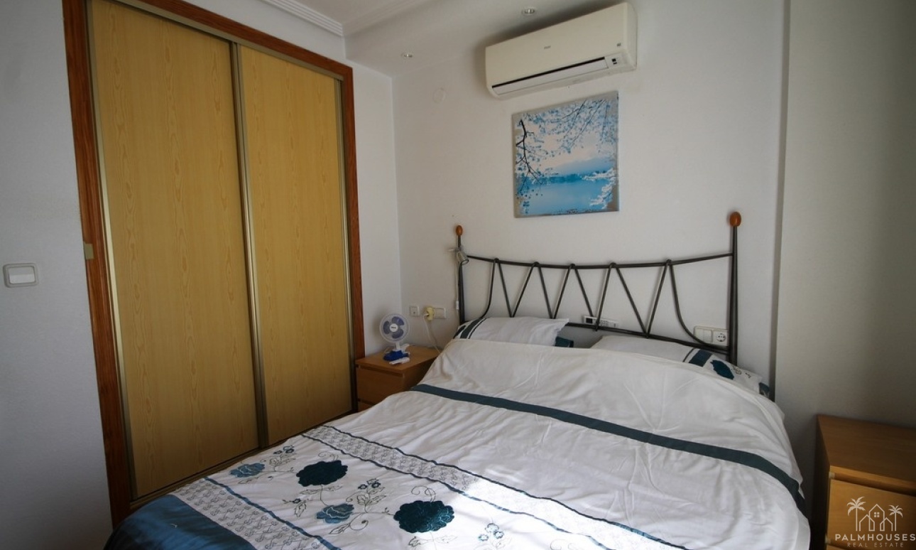 Resale - Villa - Orihuela Costa
