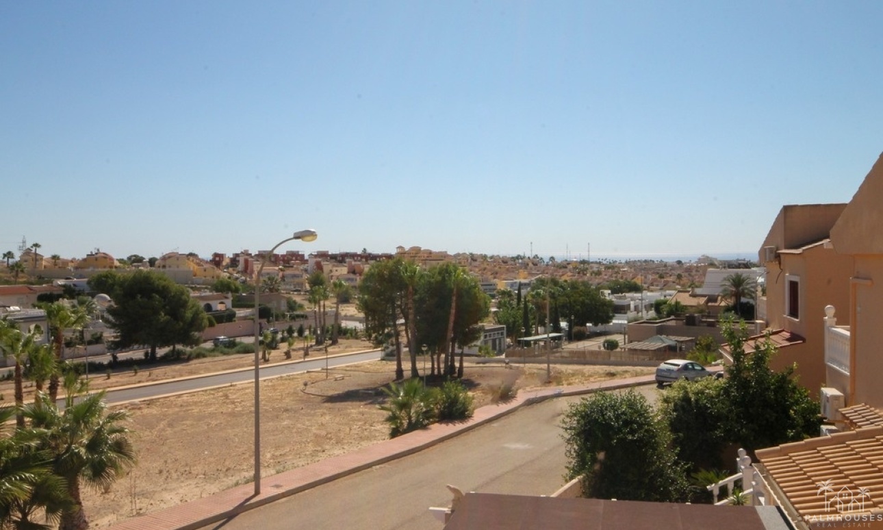 Resale - Villa - Orihuela Costa