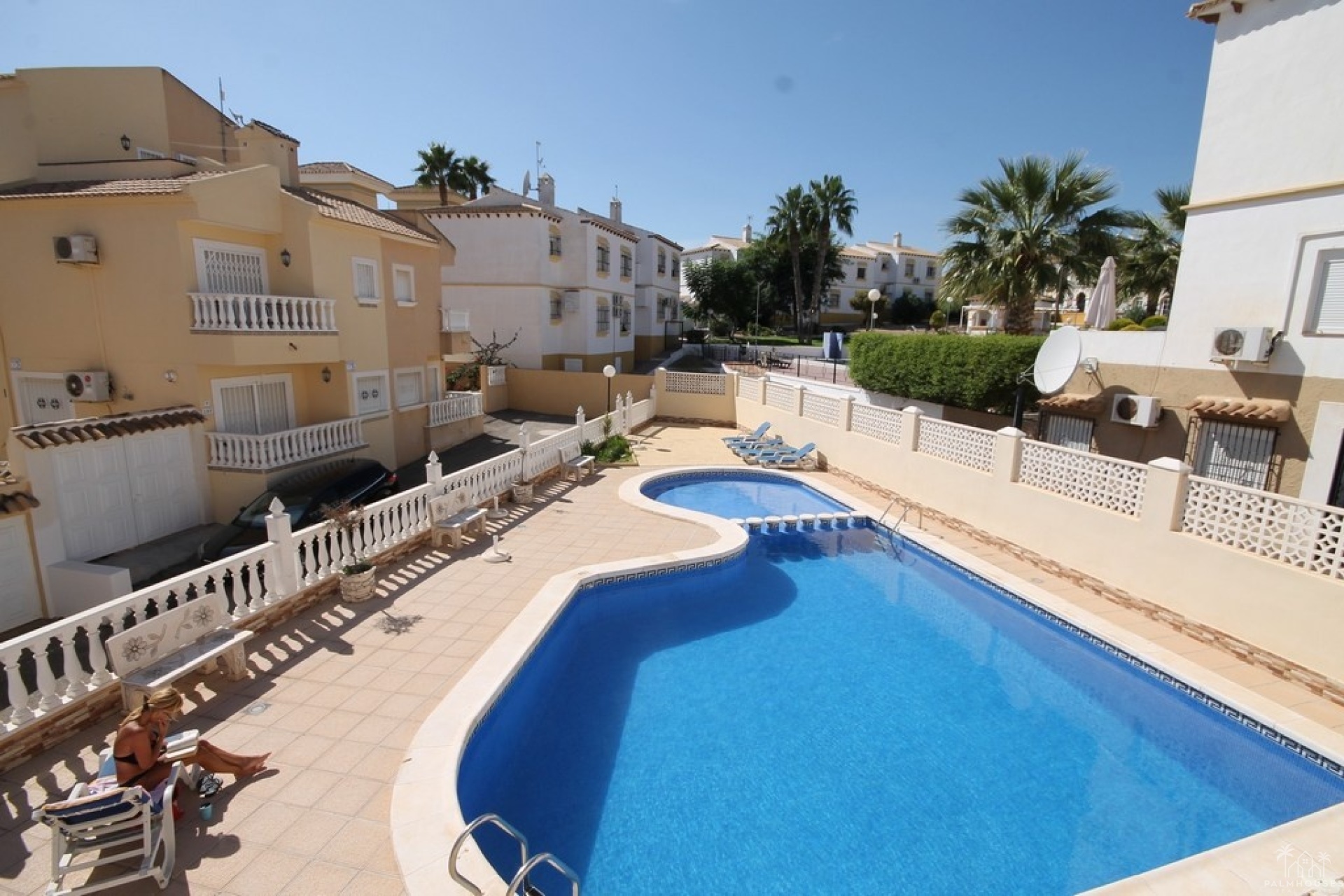Resale - Villa - Orihuela Costa