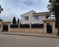 Resale - Villa - Orihuela - Inland