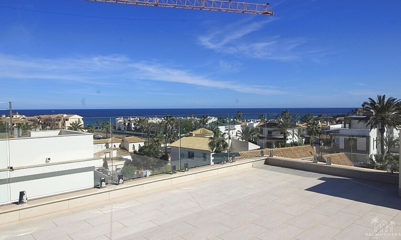 Resale - Villa - Orihuela - La Zenia