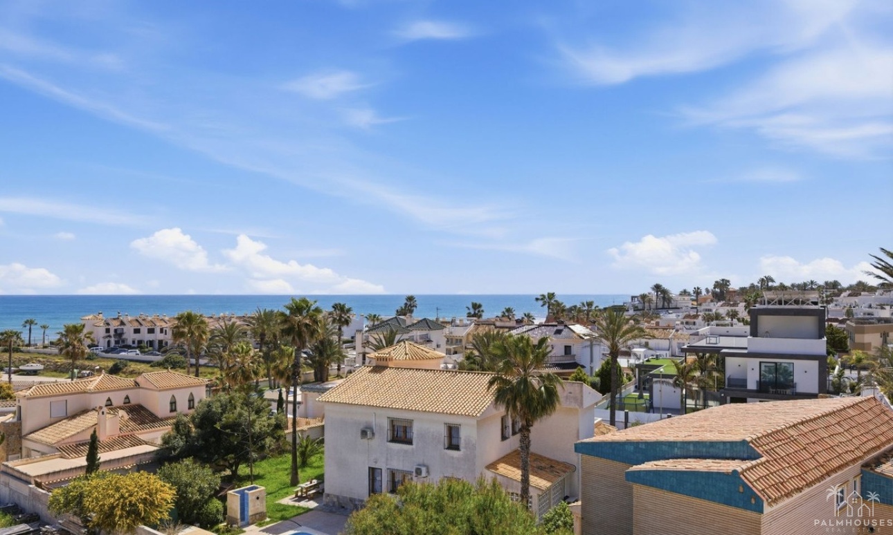 Resale - Villa - Orihuela - La Zenia