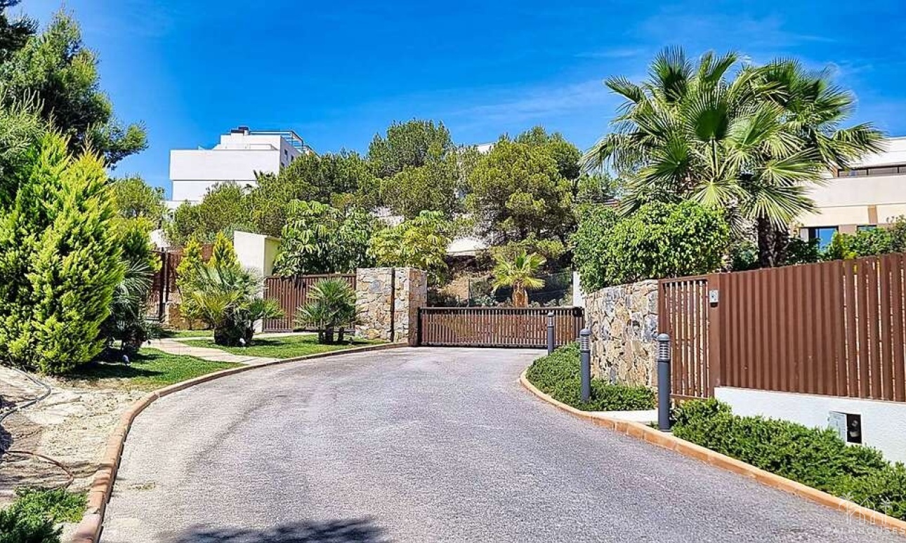 Resale - Villa - Orihuela - Las Colinas