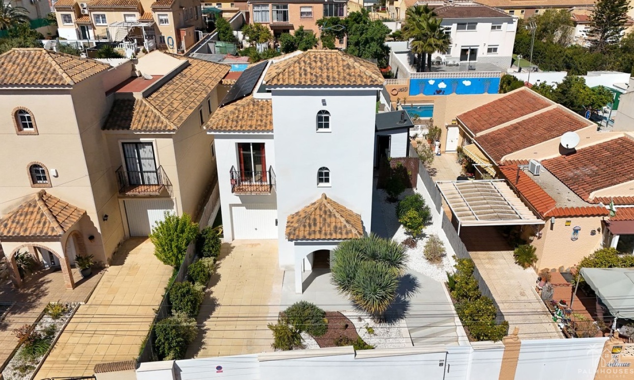 Resale - Villa - Orihuela - Los Balcones