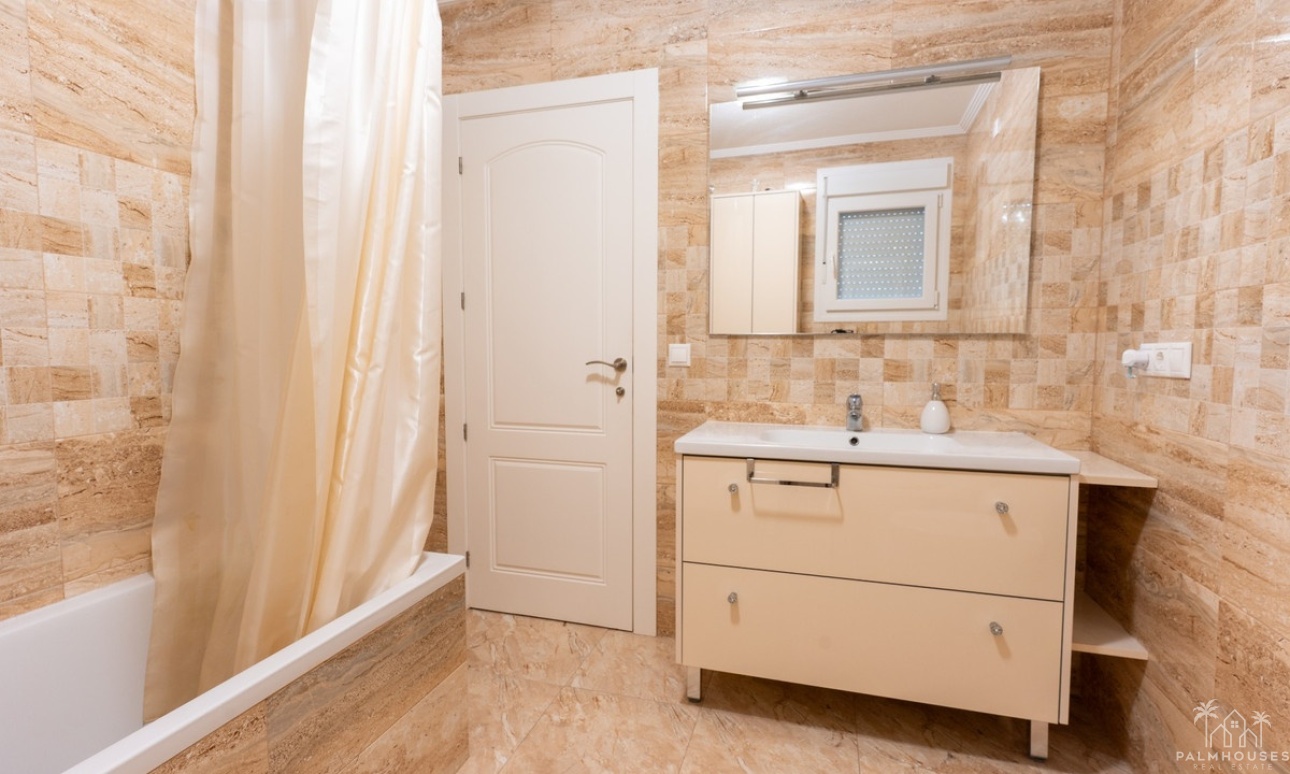 Resale - Villa - Orihuela - Los Balcones