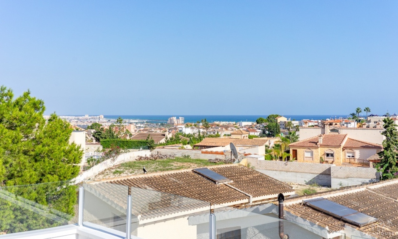 Resale - Villa - Orihuela - Los Balcones
