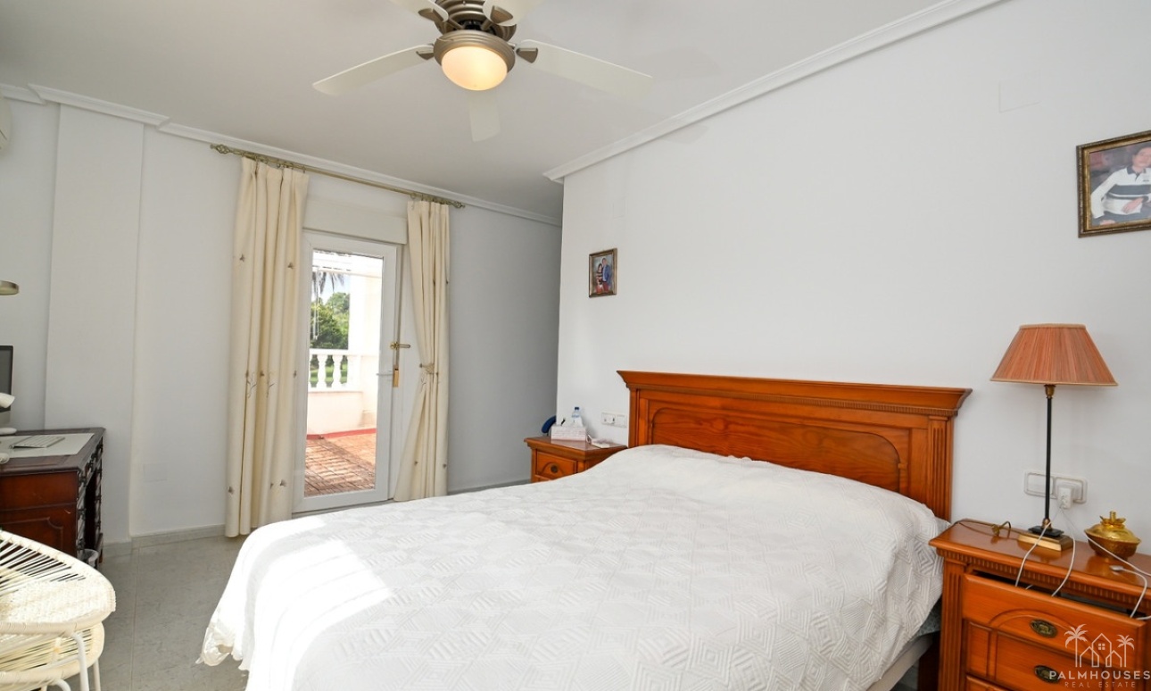 Resale - Villa - Orihuela - Orihuela Costa