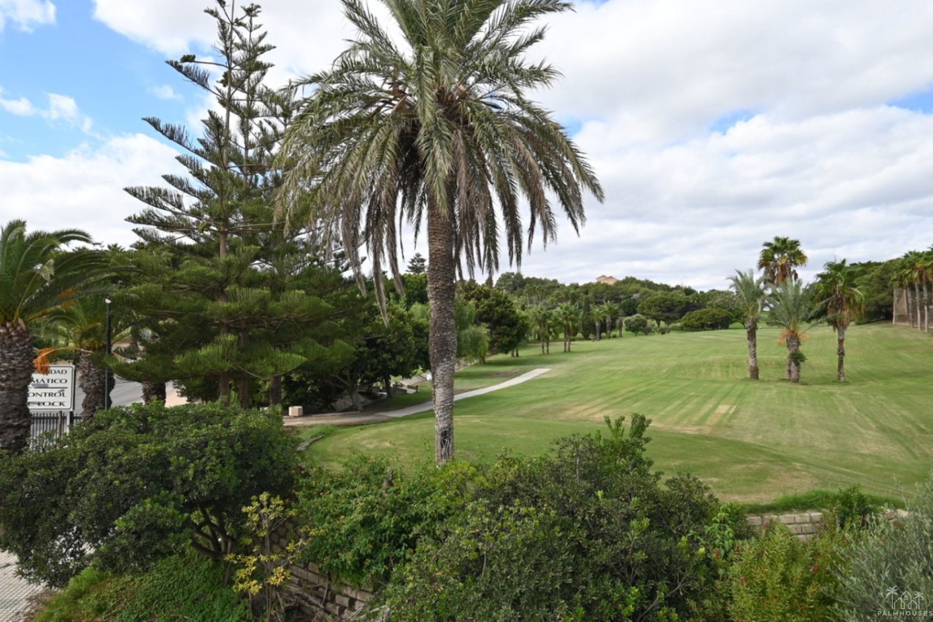 Resale - Villa - Orihuela - Orihuela Costa