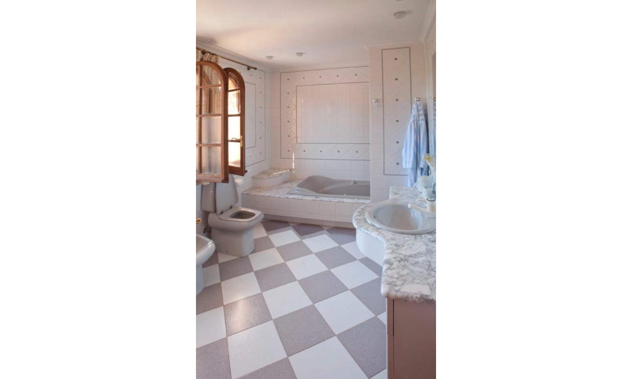 Resale - Villa - Orihuela - Orihuela Costa