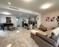 Resale - Villa - Orihuela - Orihuela Costa