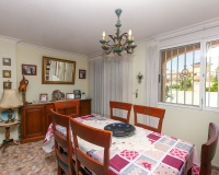 Resale - Villa - Orihuela - Orihuela Costa