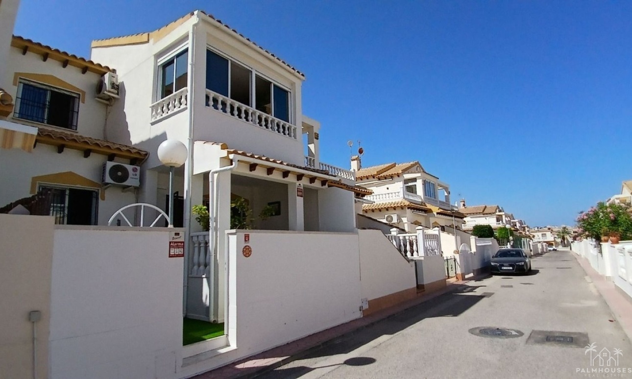 Resale - Villa - Orihuela - Orihuela Costa