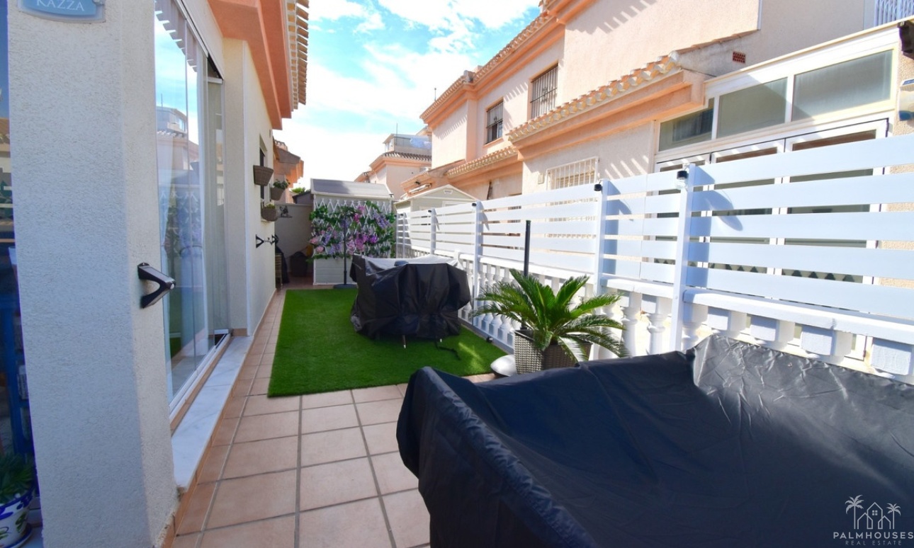 Resale - Villa - Orihuela - Playa Flamenca