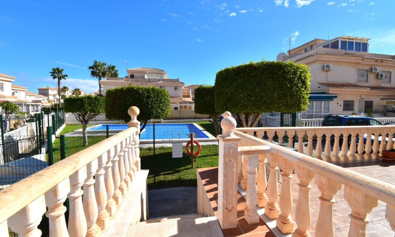 Resale - Villa - Orihuela - Playa Flamenca
