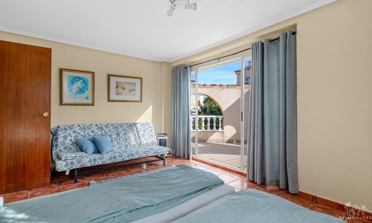 Resale - Villa - Orihuela - Playa Flamenca