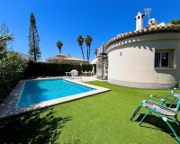 Resale - Villa - Orihuela - Playa Flamenca