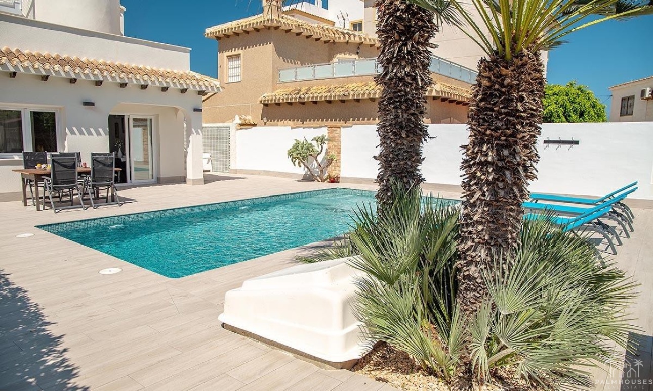 Resale - Villa - Orihuela - Playa Flamenca