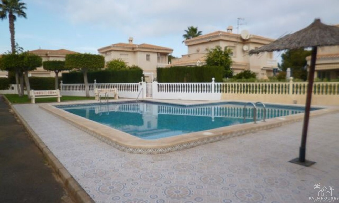 Resale - Villa - Orihuela - Playa Flamenca