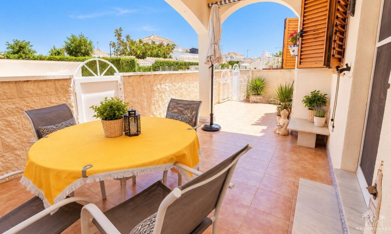 Resale - Villa - Orihuela - Playa Flamenca