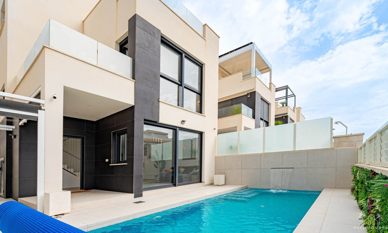 Resale - Villa - Orihuela - Punta Prima