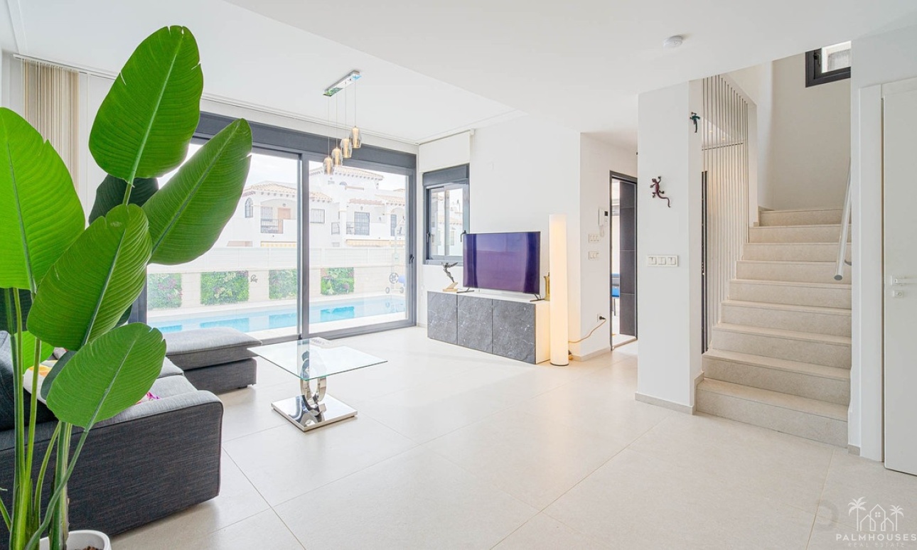 Resale - Villa - Orihuela - Punta Prima