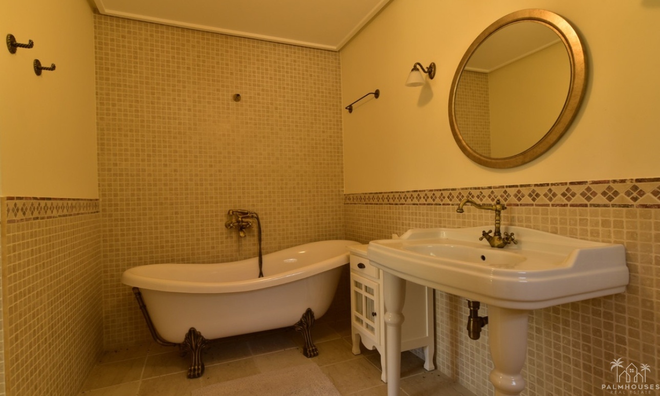 Resale - Villa - Orihuela - Villamartin