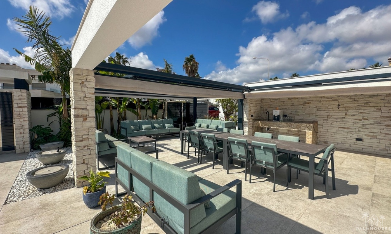 Resale - Villa - Orihuela - Villamartin