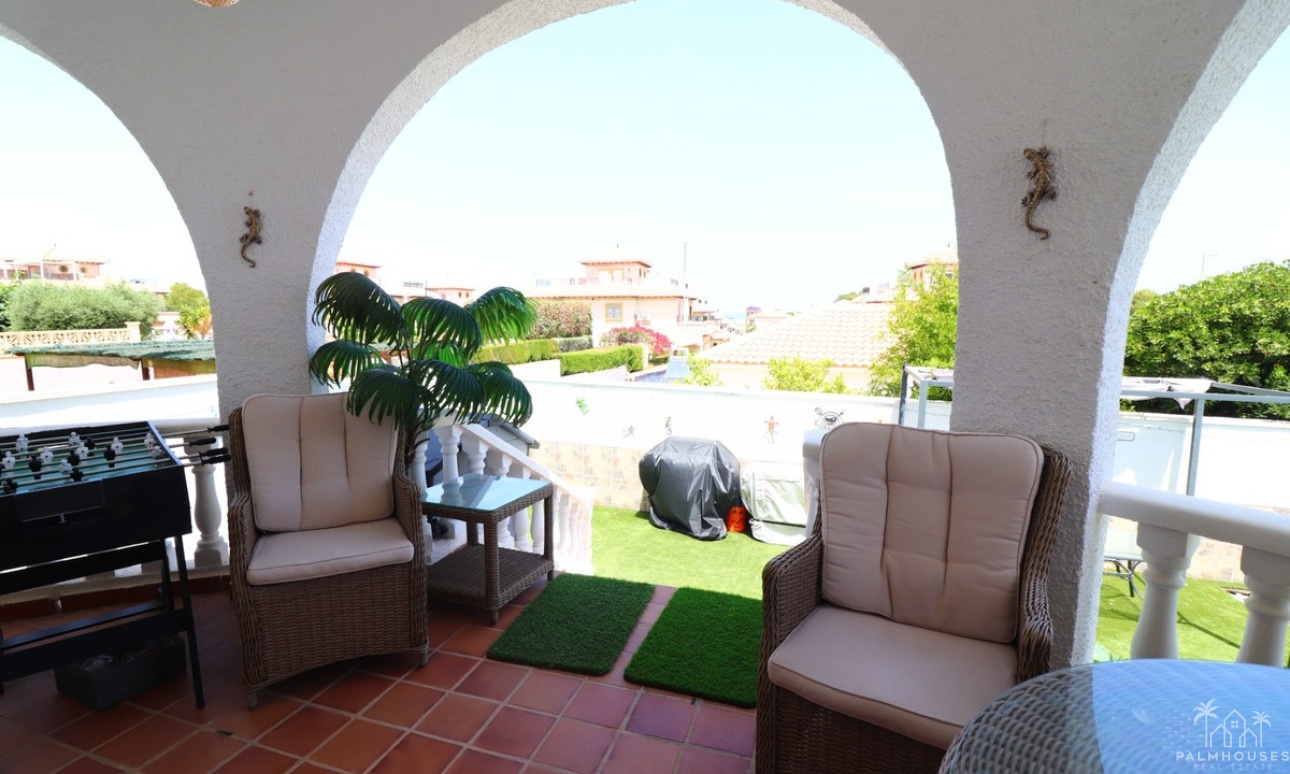 Resale - Villa - Orihuela - Villamartin