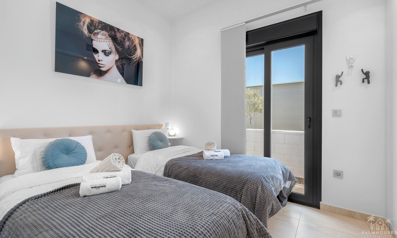 Resale - Villa - Orihuela - Villamartin